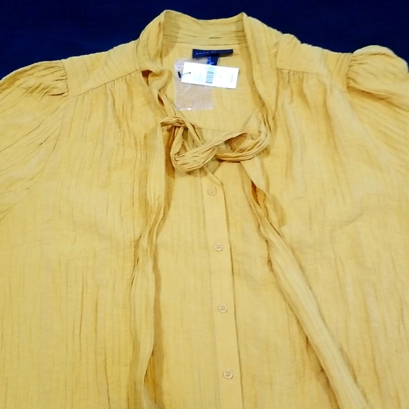 Lane Bryant  Yellow Texturized V neckline bow Top blouse Size 22 - Picture 9 of 12